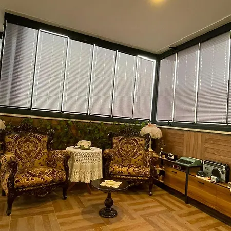 Terrace Cordon Palace *