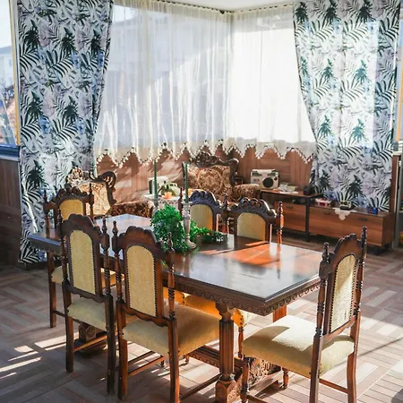 Bed and breakfast Terrace Cordon Palace *